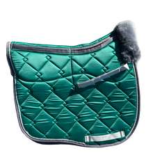 Lambskin dressage square