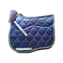 Lambskin dressage square