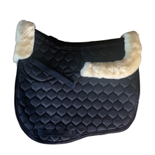 Full rolled edge lambskin dressage square